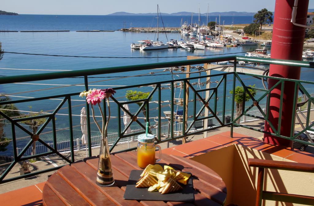 Hotel Papagalos