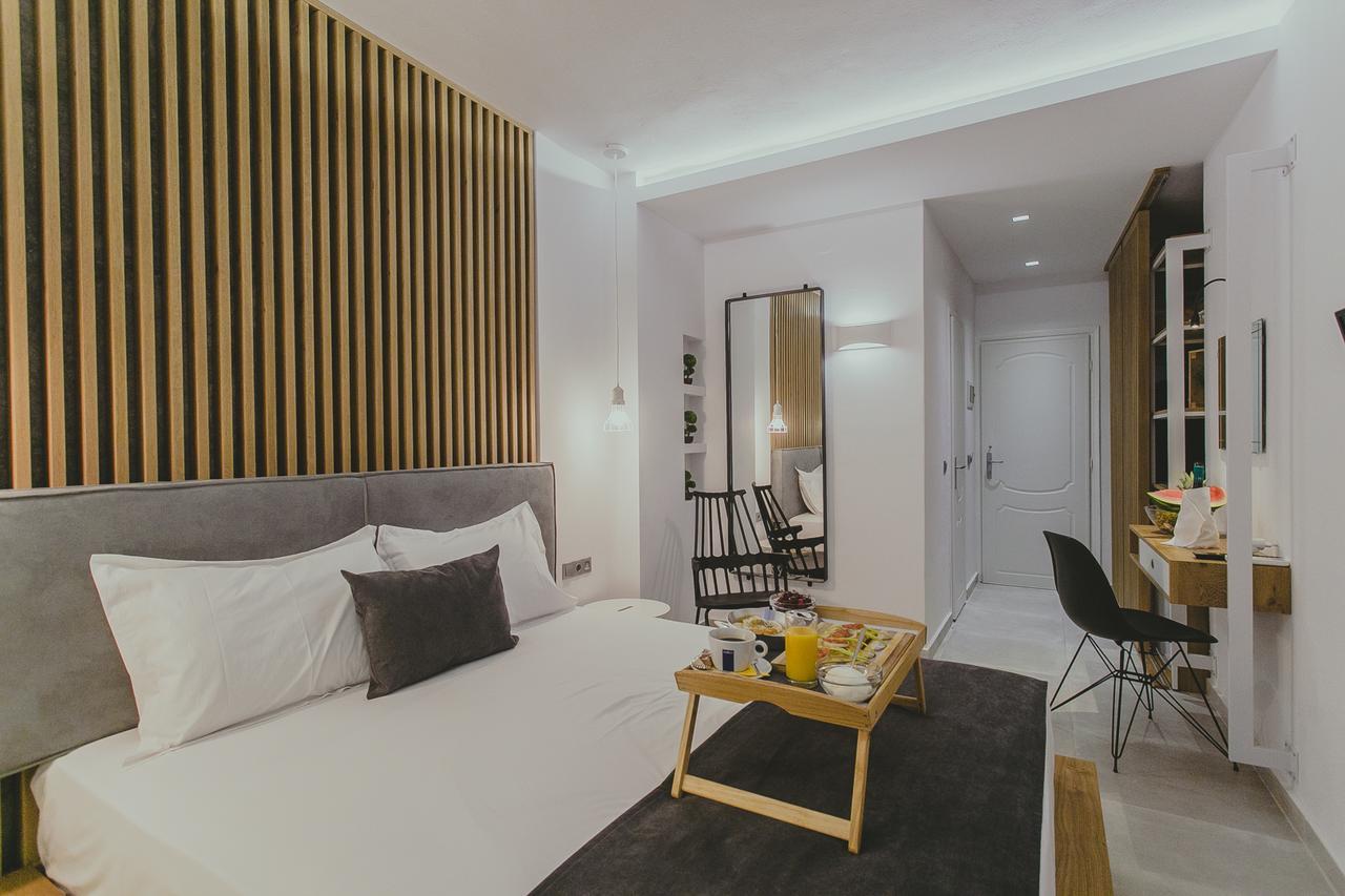 Hotel Papagalos 2*