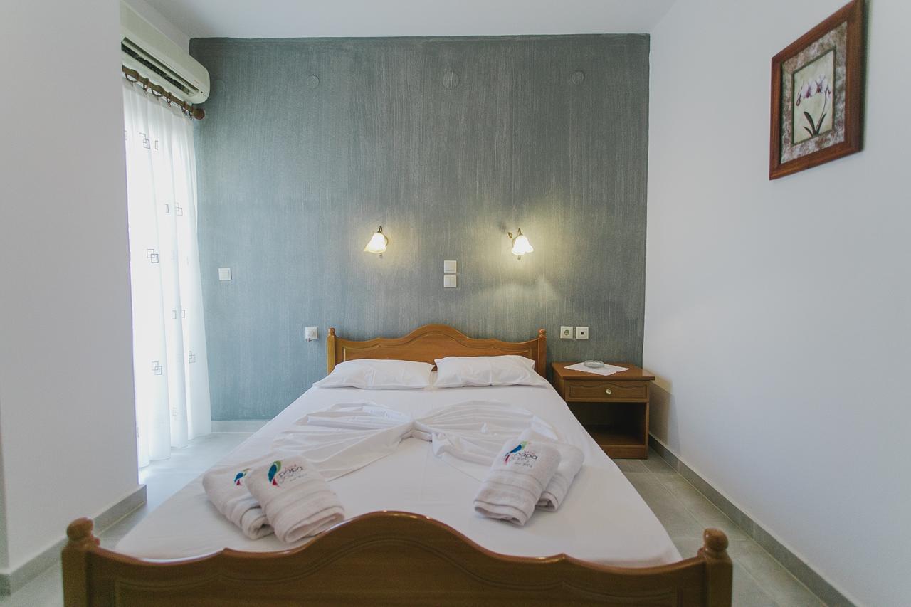 Hotel Papagalos Neos Marmaras