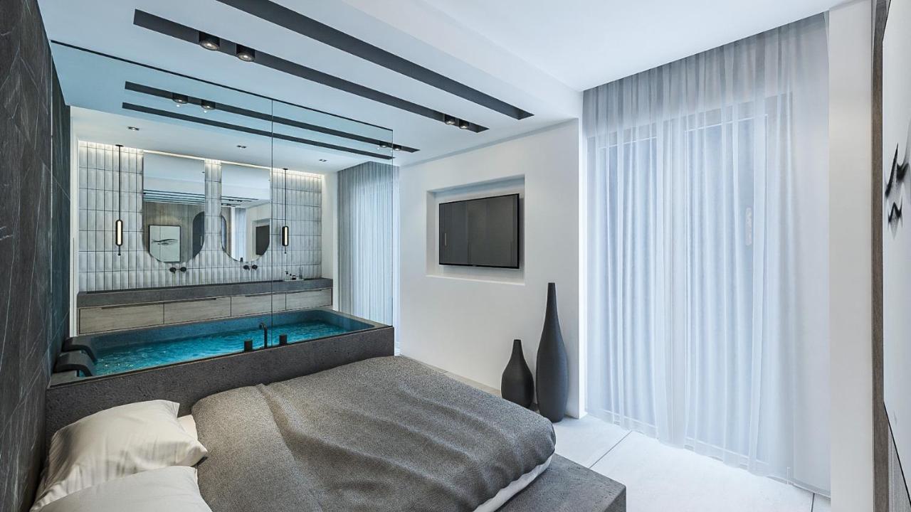 Papagalos Hotel 2*