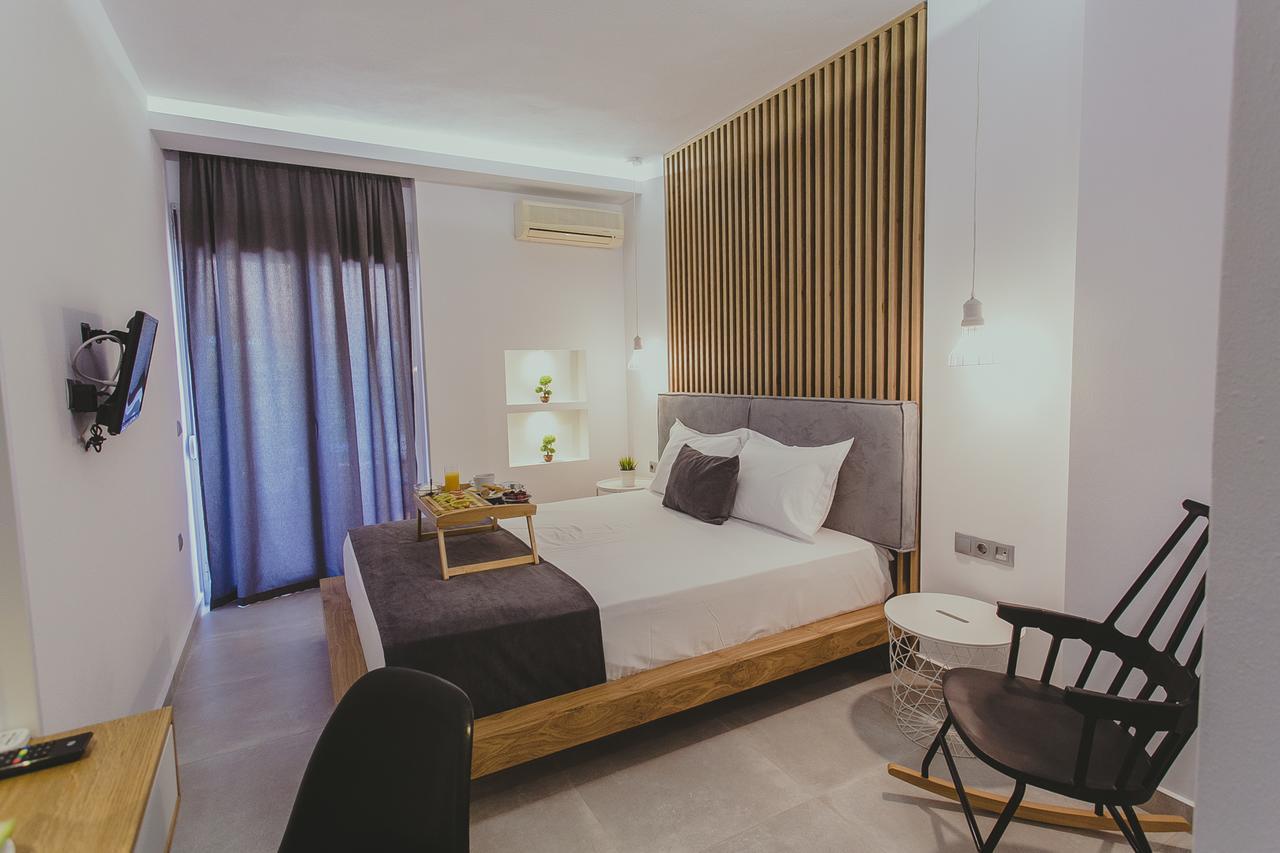 Papagalos Hotel